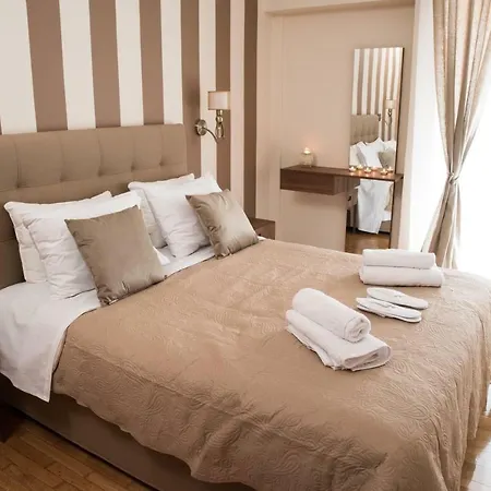 At.thea Boutique Apartamento